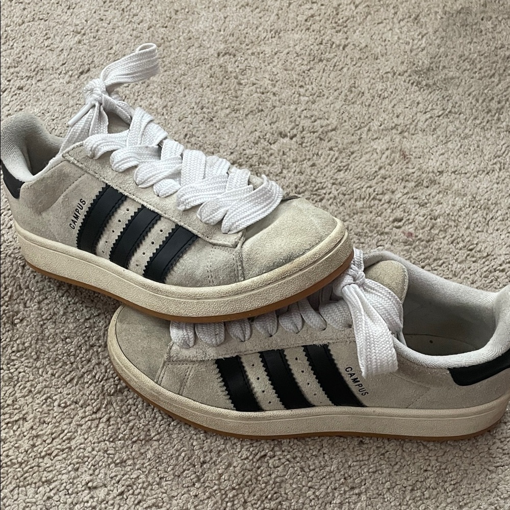 Adidas Canvas Gray and Black Sneakers campus 2000s